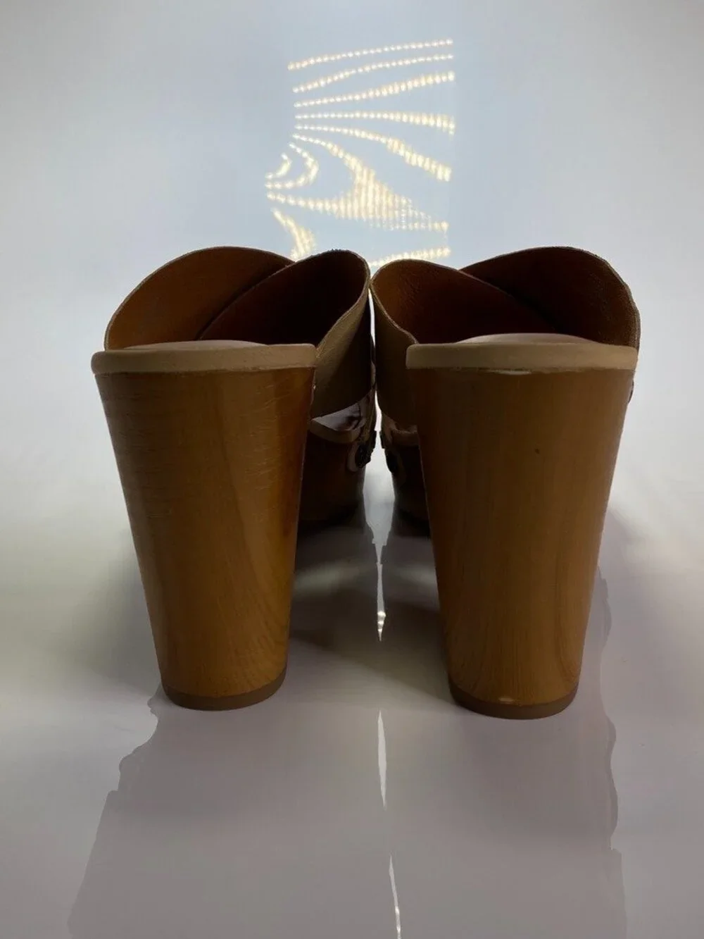 Lucky Brand Takara Womens Latte  Leather Embellished Clogs Sz 9.5